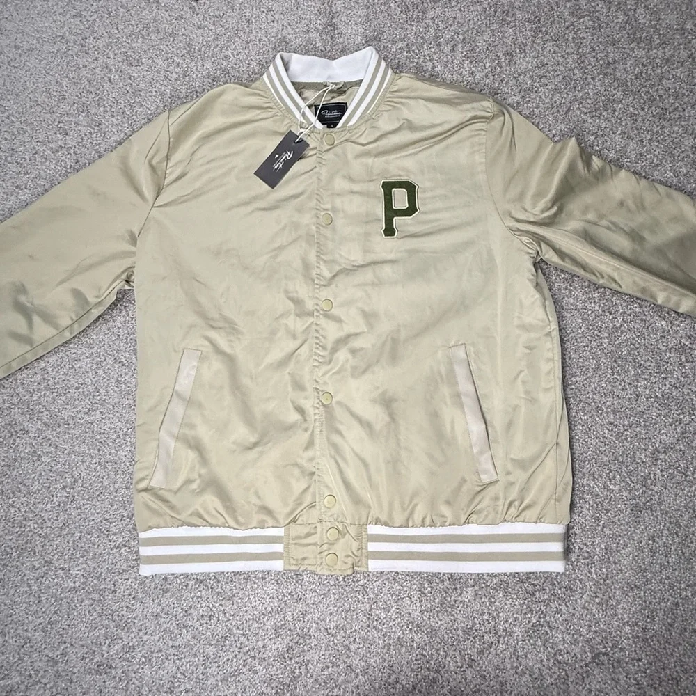 NWT Men’s Primitive Skateboarding Beige Satin Bomber Jacket Size Large L
